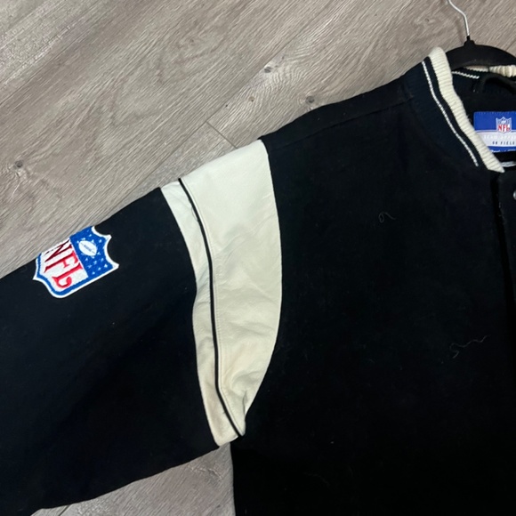 Kansas City Chiefs Vintage Varsity Jacket - Picture 6 of 13